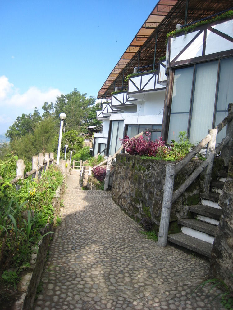 Residence Inn Tagaytay City Exterior photo