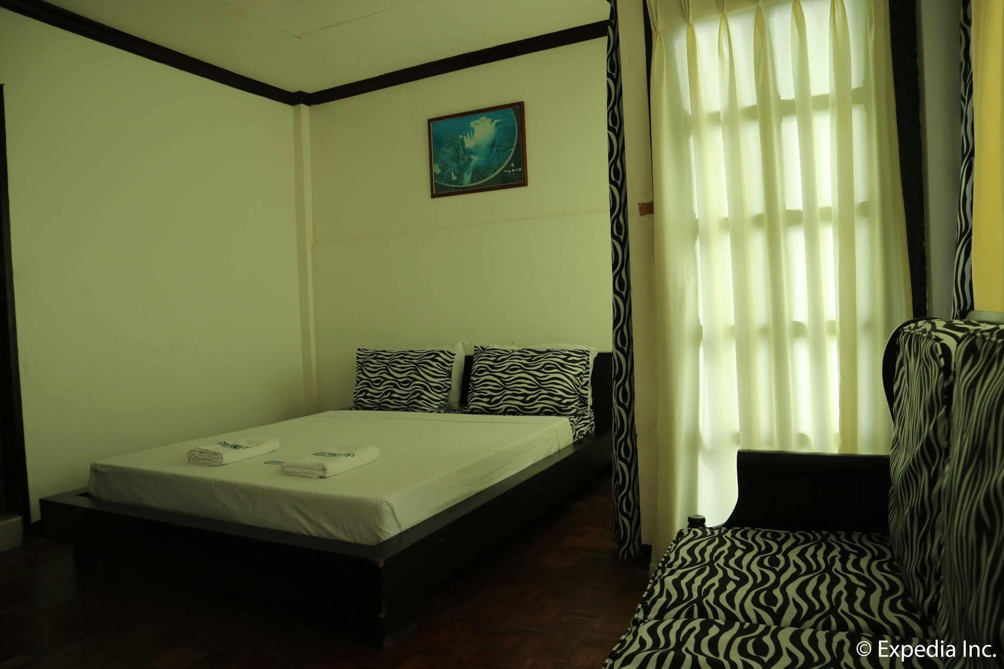 Residence Inn Tagaytay City Exterior photo
