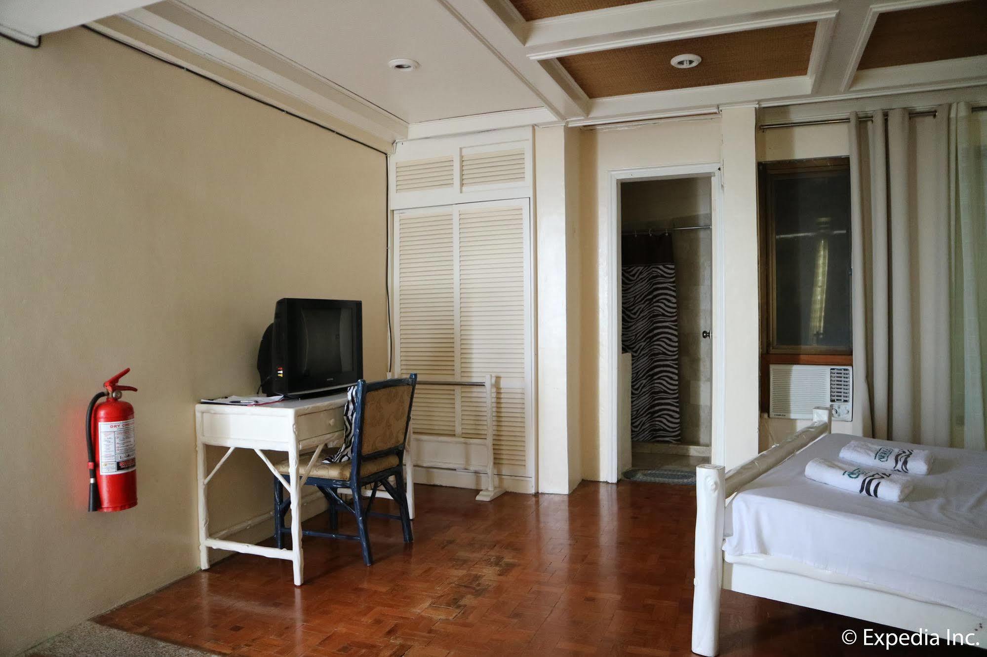 Residence Inn Tagaytay City Exterior photo